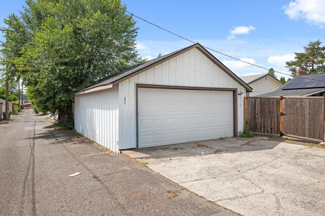 3917 W Heroy Ave, Spokane, WA 99205