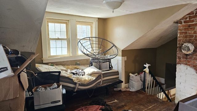 45 River St, Belchertown, MA 01007