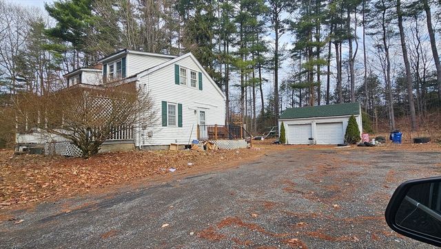 45 River St, Belchertown, MA 01007