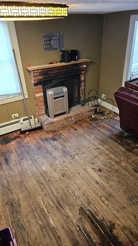 45 River St, Belchertown, MA 01007