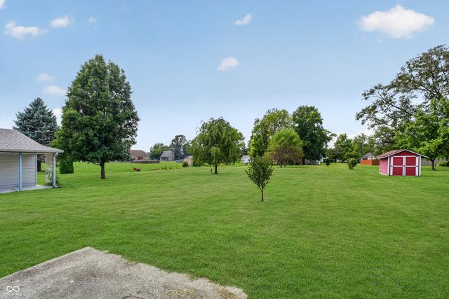 8505 S Bronco Drive, Daleville, IN 47334