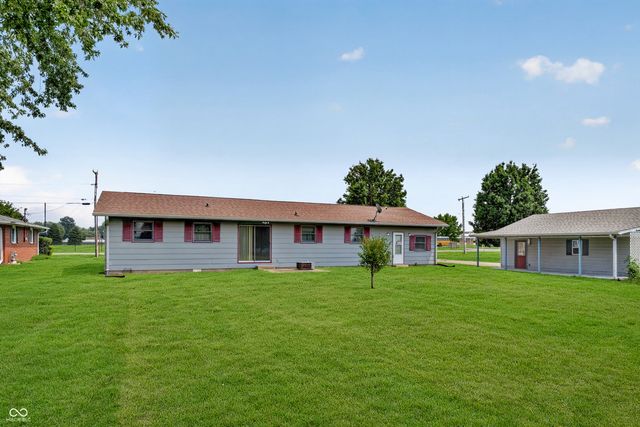 8505 S Bronco Drive, Daleville, IN 47334