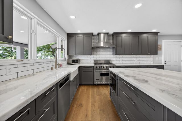 8950 W Butte Mountain Ln, Jackson, CA 95642
