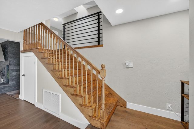 8950 W Butte Mountain Ln, Jackson, CA 95642