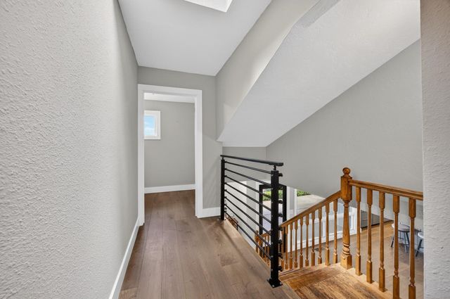 8950 W Butte Mountain Ln, Jackson, CA 95642