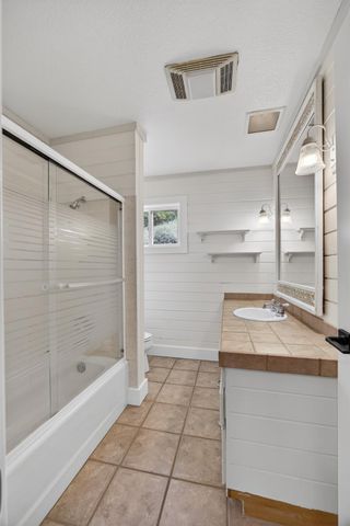 8950 W Butte Mountain Ln, Jackson, CA 95642