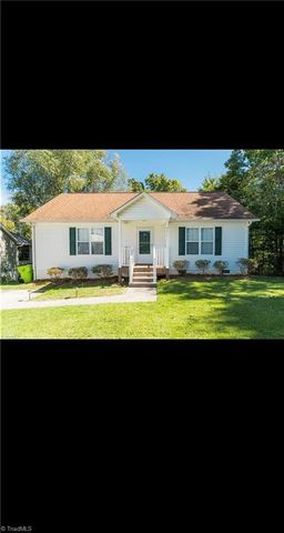 4815 Mischief Court, Winston-salem, NC 27127