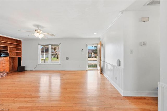 3414 Filly RN, Chesapeake, VA 23323