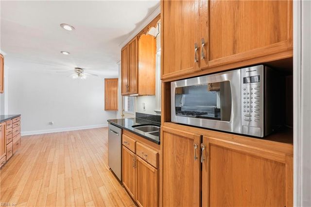 3414 Filly RN, Chesapeake, VA 23323