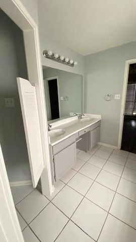 2216 Westminister Street, Pearland, TX 77581