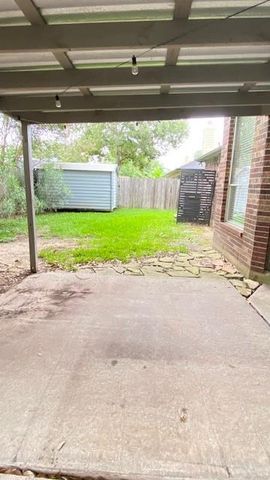 2216 Westminister Street, Pearland, TX 77581