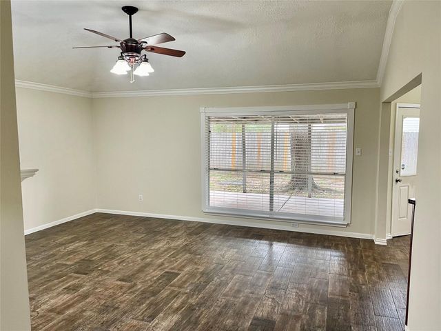 2216 Westminister Street, Pearland, TX 77581