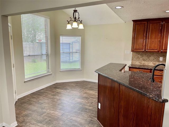 2216 Westminister Street, Pearland, TX 77581