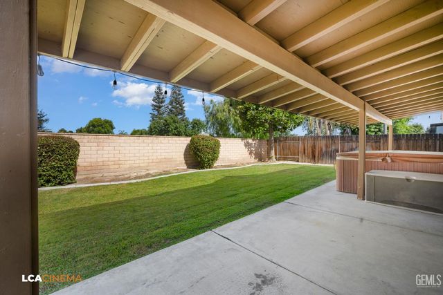 5801 Canoe Court, Bakersfield, CA 93312