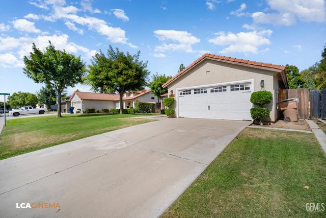 5801 Canoe Court, Bakersfield, CA 93312