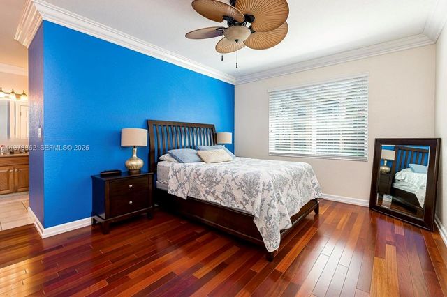 208 SE 15th St, Dania Beach, FL 33004