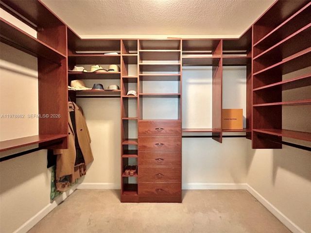 208 SE 15th St, Dania Beach, FL 33004