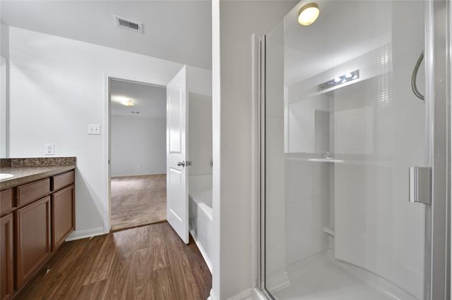 2524 Watersail Drive, Texas City, TX 77568