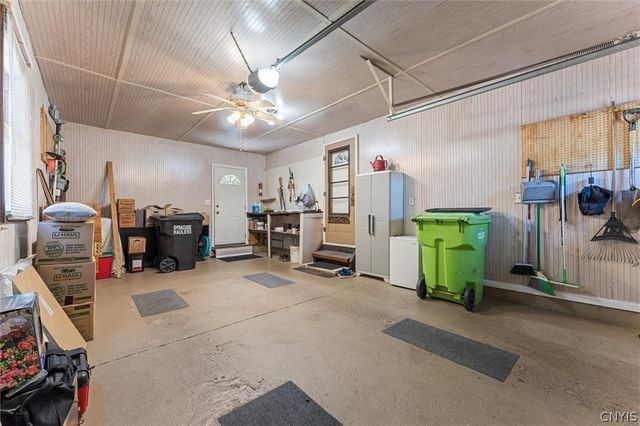 6894 Larkin Street, Salina, NY 13088
