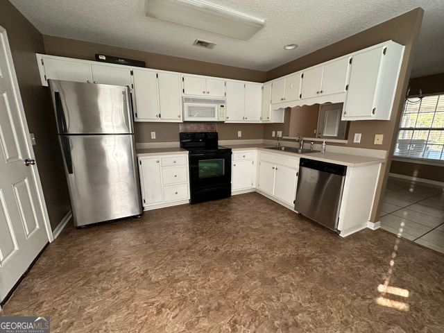 22 Robins Court, St. Marys, GA 31558