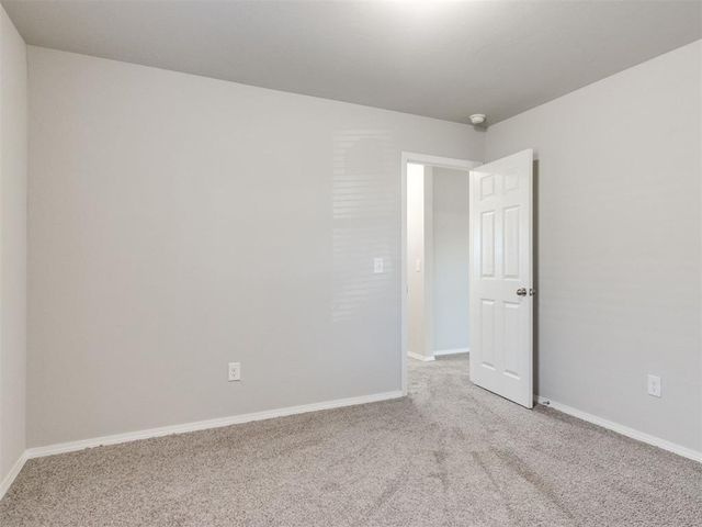 572 Fox Den Drive, Newcastle, OK 73065