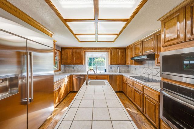 5475 Laird Rd, Loomis, CA 95650