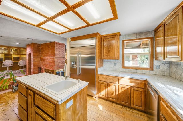 5475 Laird Rd, Loomis, CA 95650