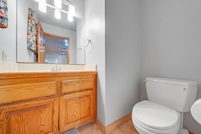 5475 Laird Rd, Loomis, CA 95650