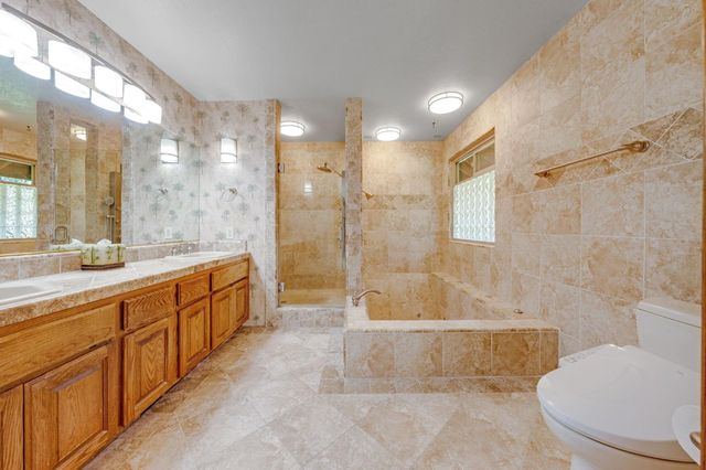 5475 Laird Rd, Loomis, CA 95650