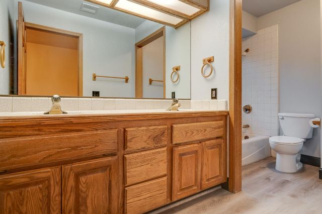 5475 Laird Rd, Loomis, CA 95650