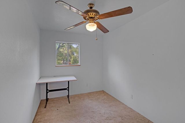 5475 Laird Rd, Loomis, CA 95650
