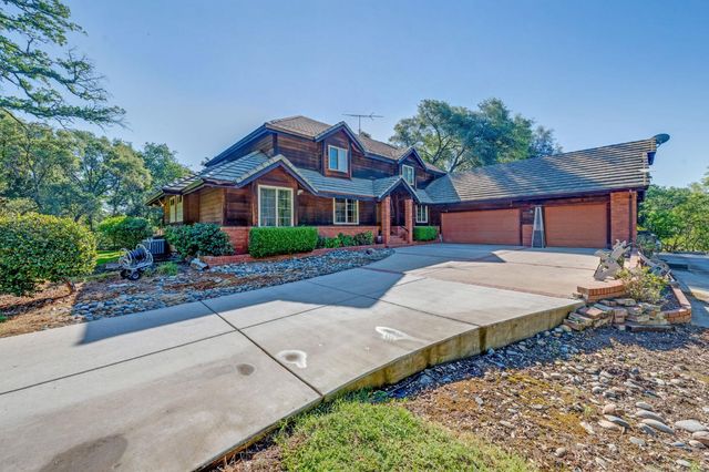 5475 Laird Rd, Loomis, CA 95650