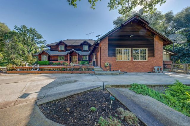 5475 Laird Rd, Loomis, CA 95650