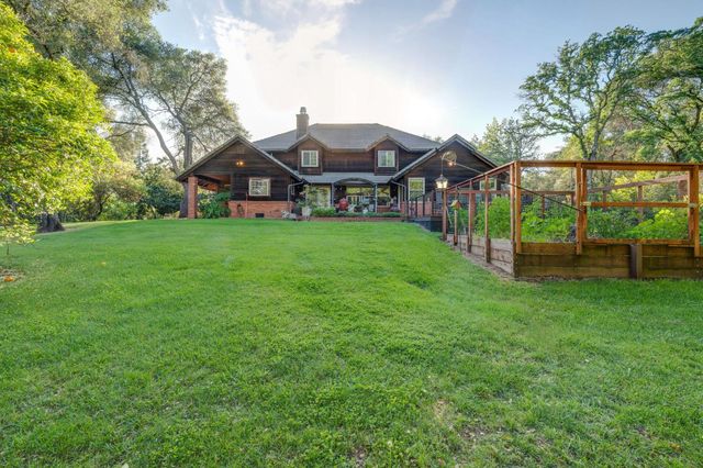 5475 Laird Rd, Loomis, CA 95650