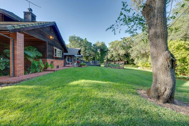 5475 Laird Rd, Loomis, CA 95650
