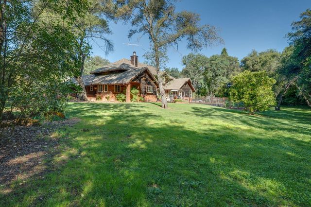 5475 Laird Rd, Loomis, CA 95650