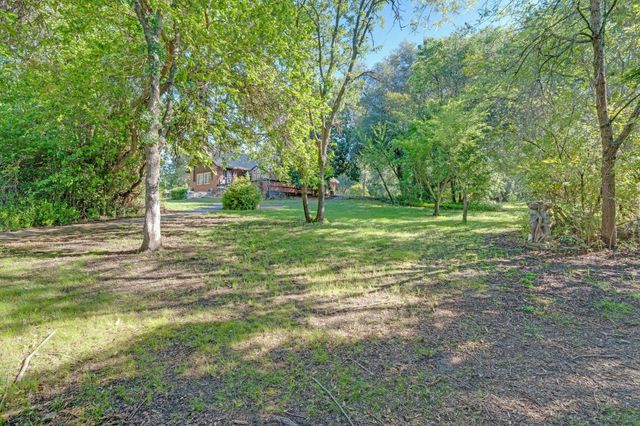 5475 Laird Rd, Loomis, CA 95650