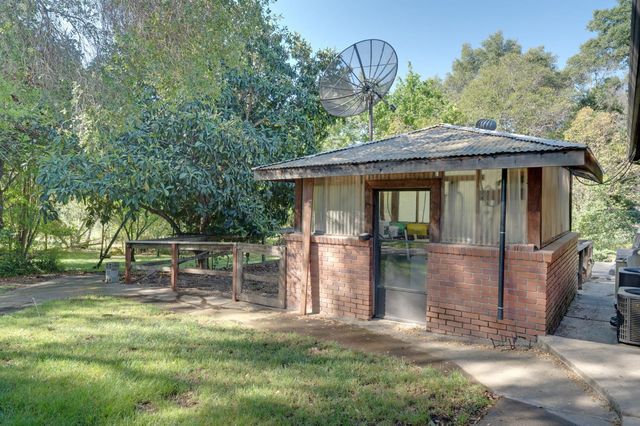 5475 Laird Rd, Loomis, CA 95650
