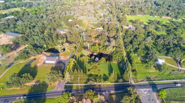 5475 Laird Rd, Loomis, CA 95650