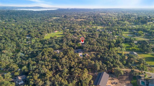 5475 Laird Rd, Loomis, CA 95650