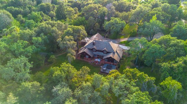 5475 Laird Rd, Loomis, CA 95650