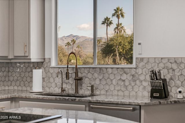 25810 N ABAJO Drive, Rio Verde, AZ 85263