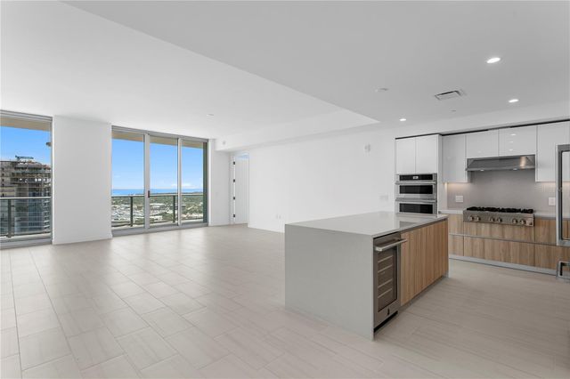 400 CENTRAL AVENUE 3005, St Petersburg, FL 33701