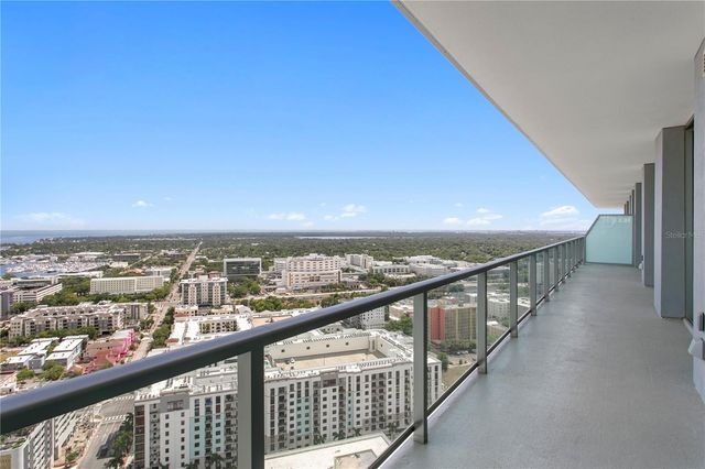 400 CENTRAL AVENUE 3005, St Petersburg, FL 33701