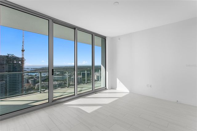 400 CENTRAL AVENUE 3005, St Petersburg, FL 33701