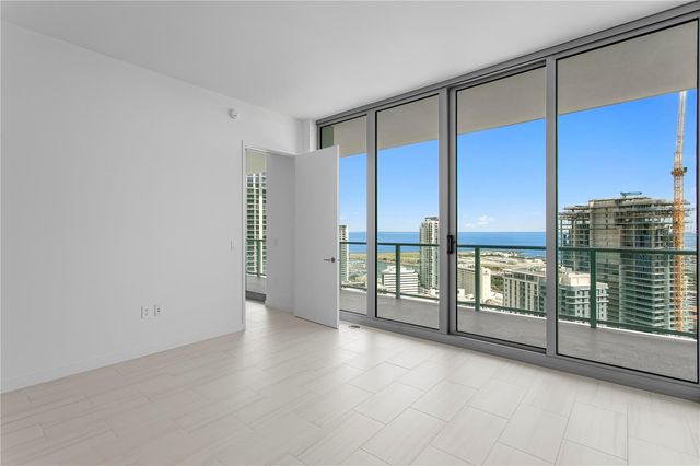 400 CENTRAL AVENUE 3005, St Petersburg, FL 33701