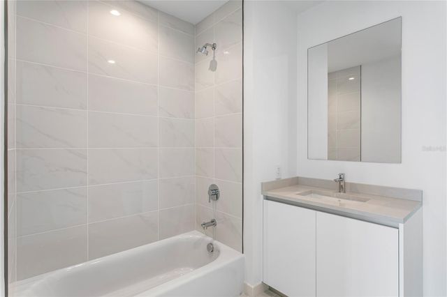 400 CENTRAL AVENUE 3005, St Petersburg, FL 33701