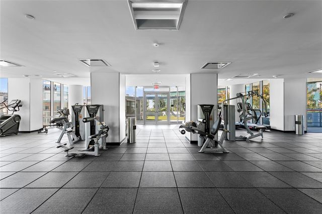 400 CENTRAL AVENUE 3005, St Petersburg, FL 33701