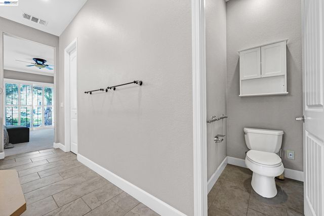 2771 Manresa Shore Ln, Oakley, CA 94561