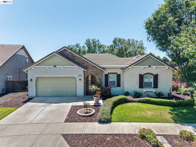 2771 Manresa Shore Ln, Oakley, CA 94561